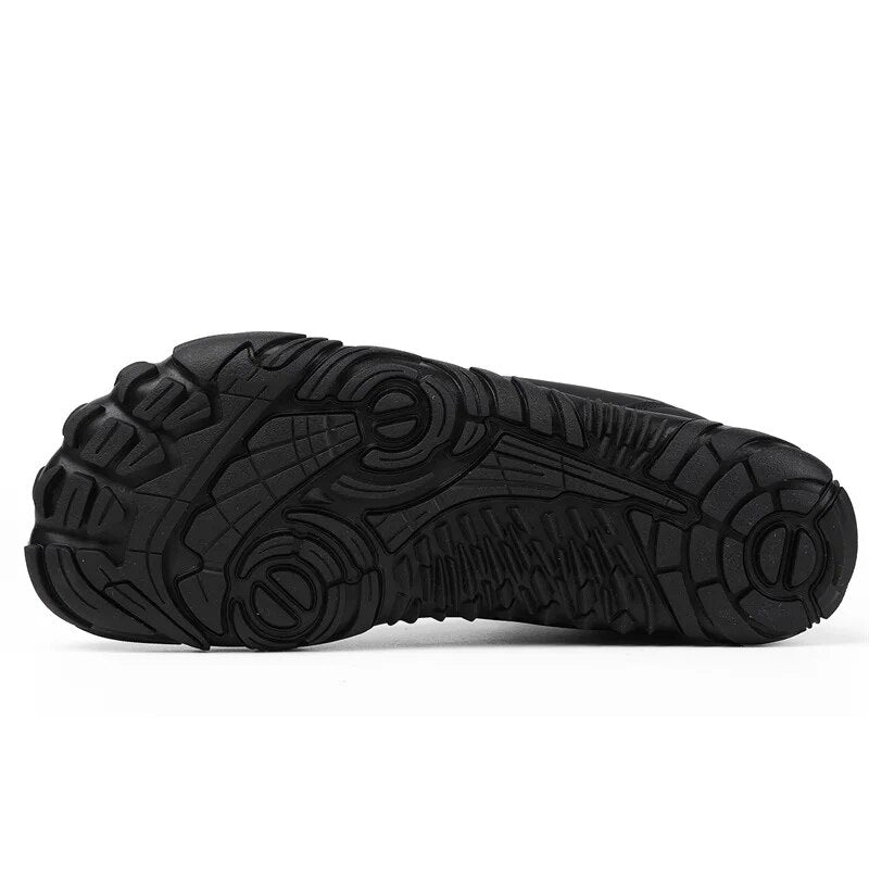 Carter Pro - Non-slip & universal winter barefoot shoe (Unisex)